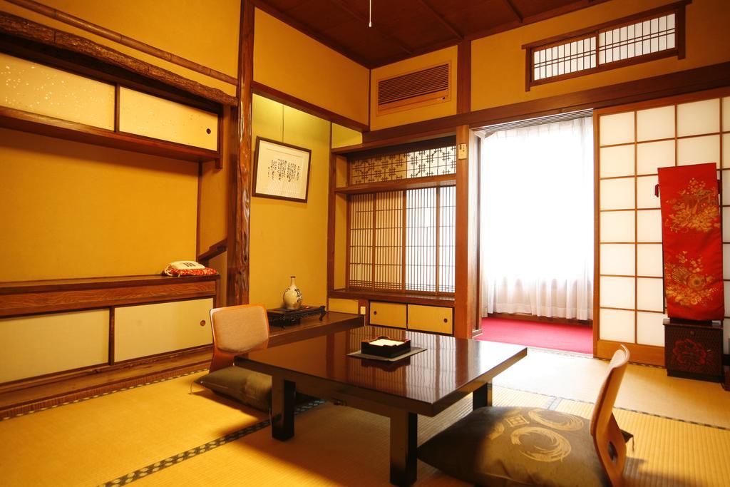 城崎温泉 旅館 つばき乃 - Kinosaki Onsen Ryokan Tsubakino Toyooka  Extérieur photo